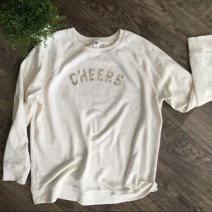 “Cheers” sweatshirt - L